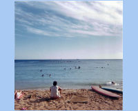 1967 09 03 Waikiki Beach.jpg